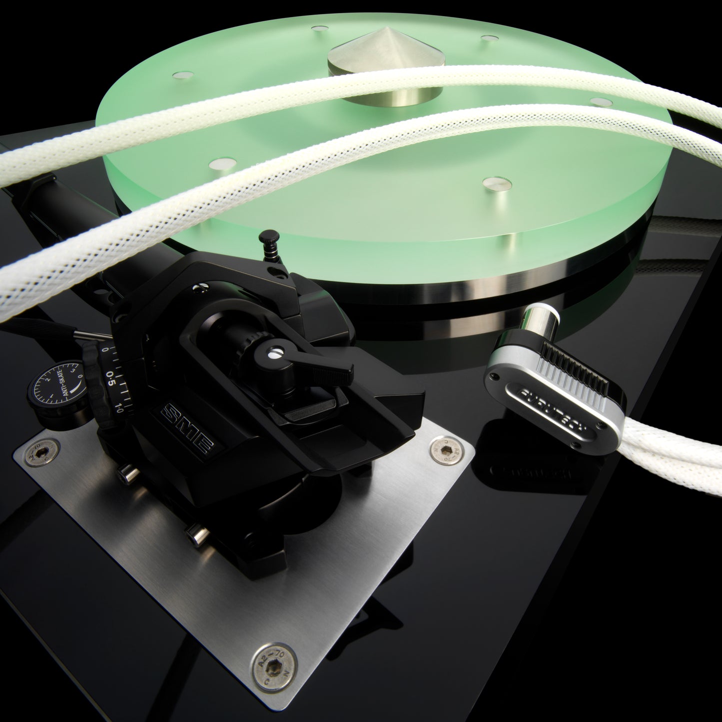 Product Image for the Chord Sarum T Tonearm Cable