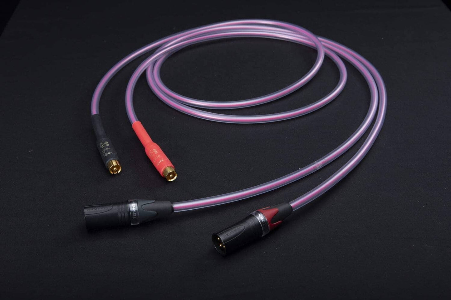 Product Image of the Townshend F1 Fractal RCA & XLR Cable