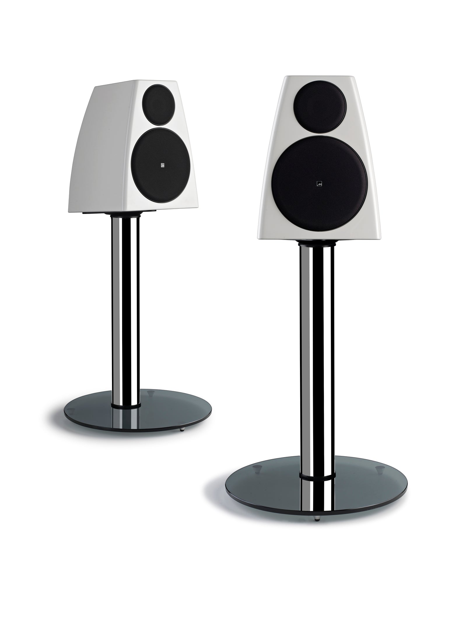 Product Image of the Meridian DSP3200 Speakers in Gloss White