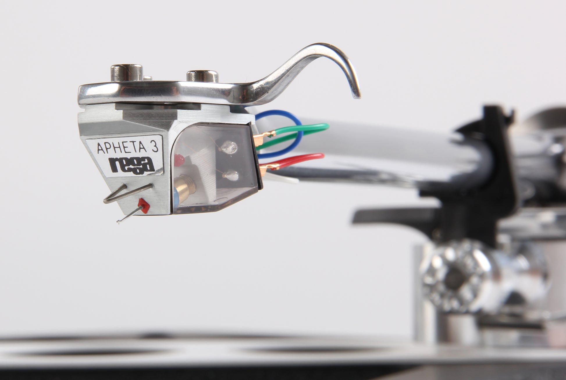Product Image of a Rega Apheta 3 Moving Coil Cartridge
