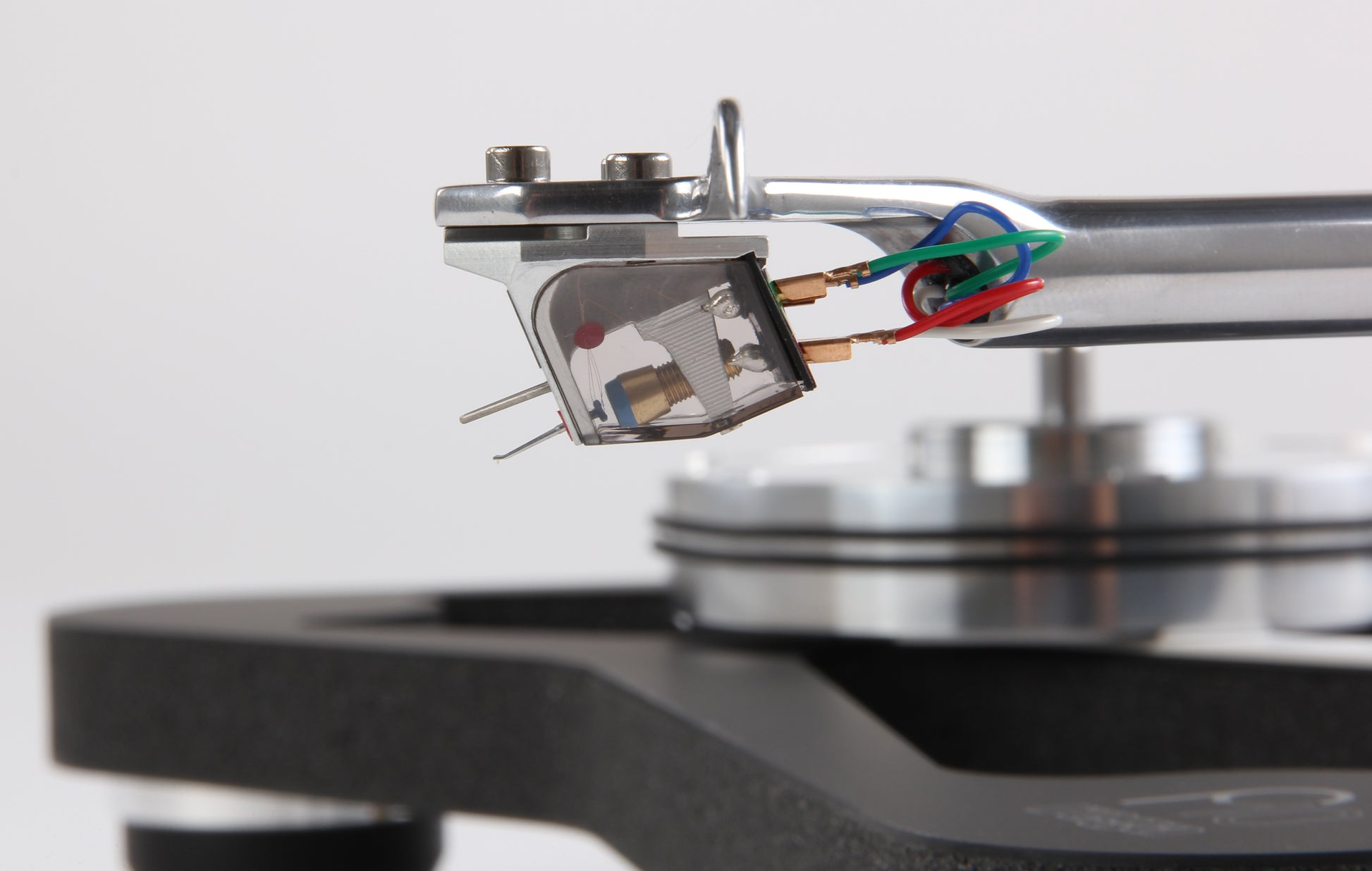 Product Image of a Rega Apheta 3 Moving Coil Cartridge