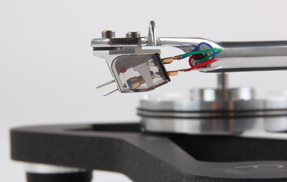 Product Image of a Rega Apheta 3 Moving Coil Cartridge