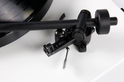 Product image for a Rega Planar 1 Plus turntable in Matt White finish