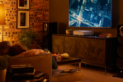 Lifestyle Image of the Linn Klimax DSM Player in Silver