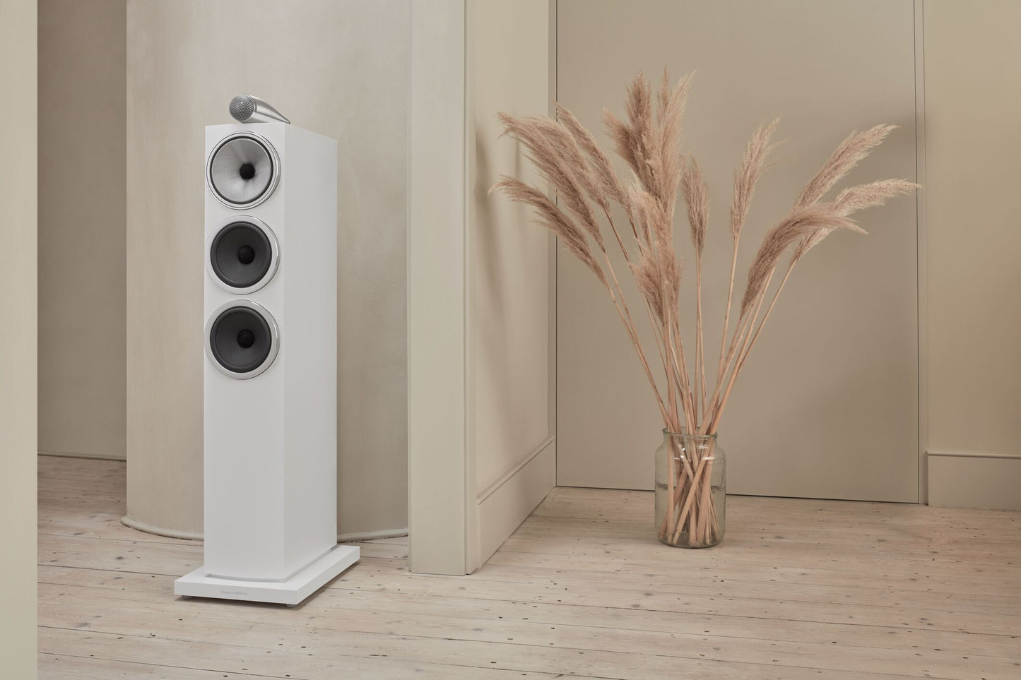 Product Image of the Bowers & Wilkins 703 S3 Floorstanding Speaker in Satin White
