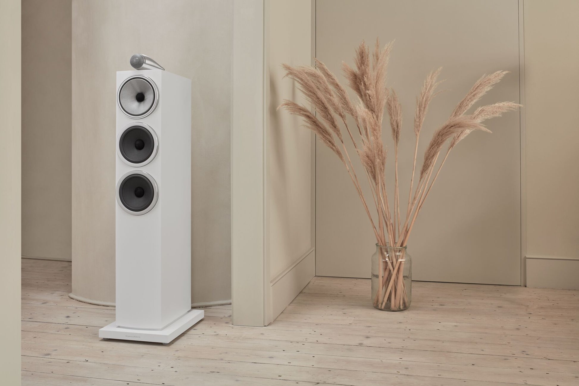 Product Image of the Bowers & Wilkins 703 S3 Floorstanding Speaker in Satin White