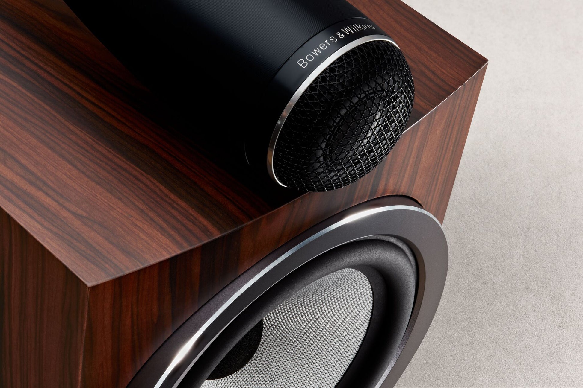Product Image of the Bowers & Wilkins 705 S3 Speaker in Mocha