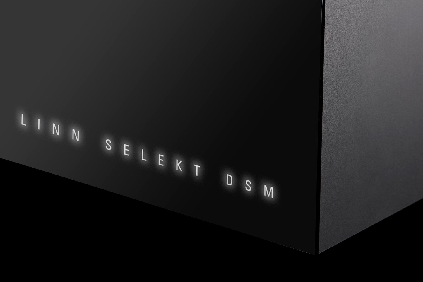 Product Image of the Linn Selekt DSM Edition Hub in Black