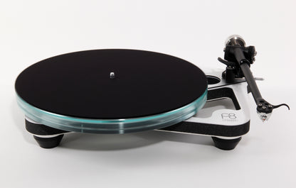 Product image of a Rega Planar 8 in white with an Apheta 3 Cartridge