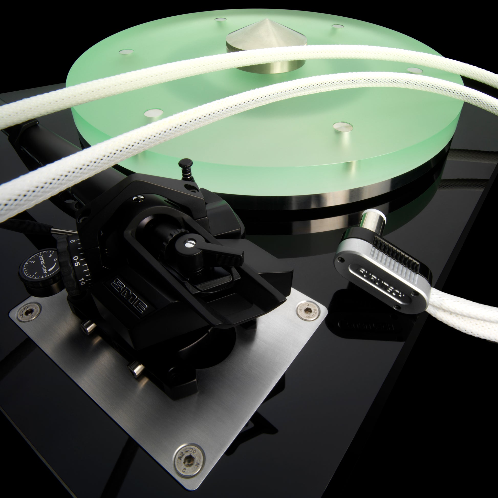 Product Image for the Chord Sarum T Tonearm Cable
