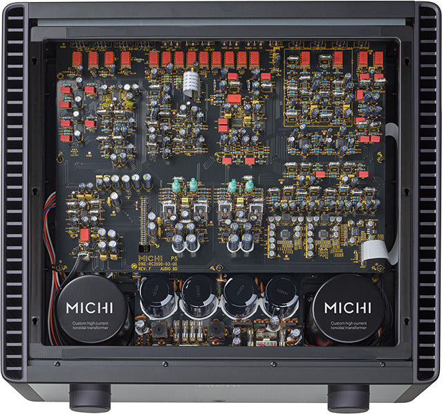 Product Image of the Rotal Michi P5 Series 2 Pre-Amplifier Internals