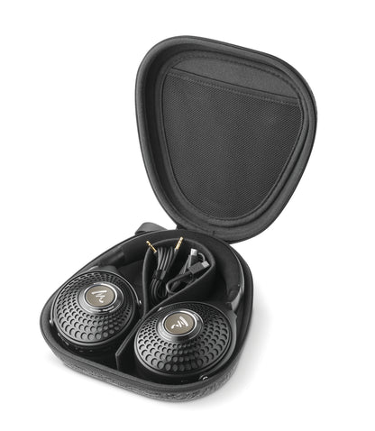 Product Image of the Focal Bathys Wireless Headphones in Deep Black