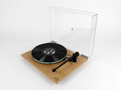 Product image of a Rega Planar 3 with ND5 Cartridge in Light Oak.