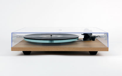 Product image of a Rega Planar 3 with ND5 Cartridge in Light Oak.
