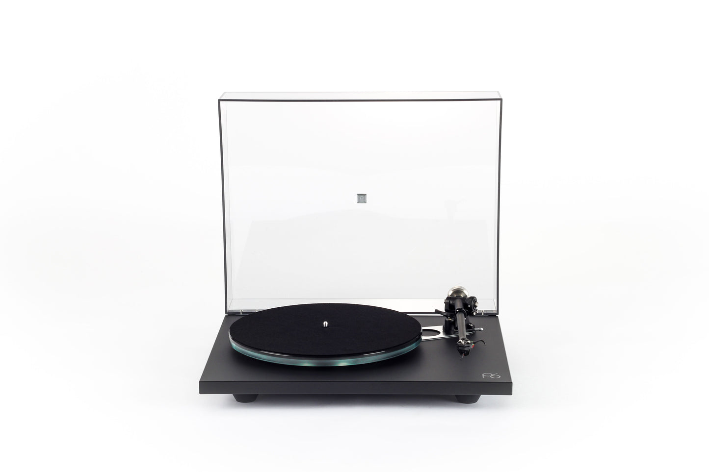 Product Image of a Rega Planar 6 turntable with ND5 cartridge in Black