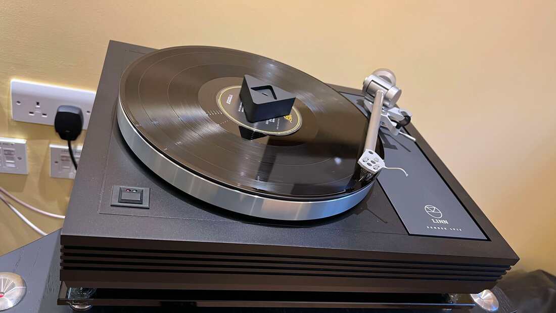 Product Image of the Tangerine Audio Evenstar Record Stabiliser in Black