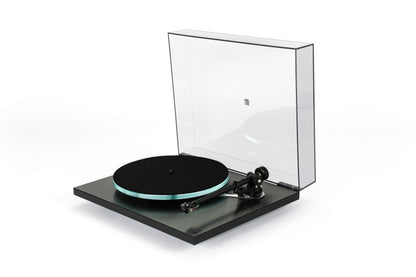 Product image for a Rega Planar 3 RS Edition Turntable
