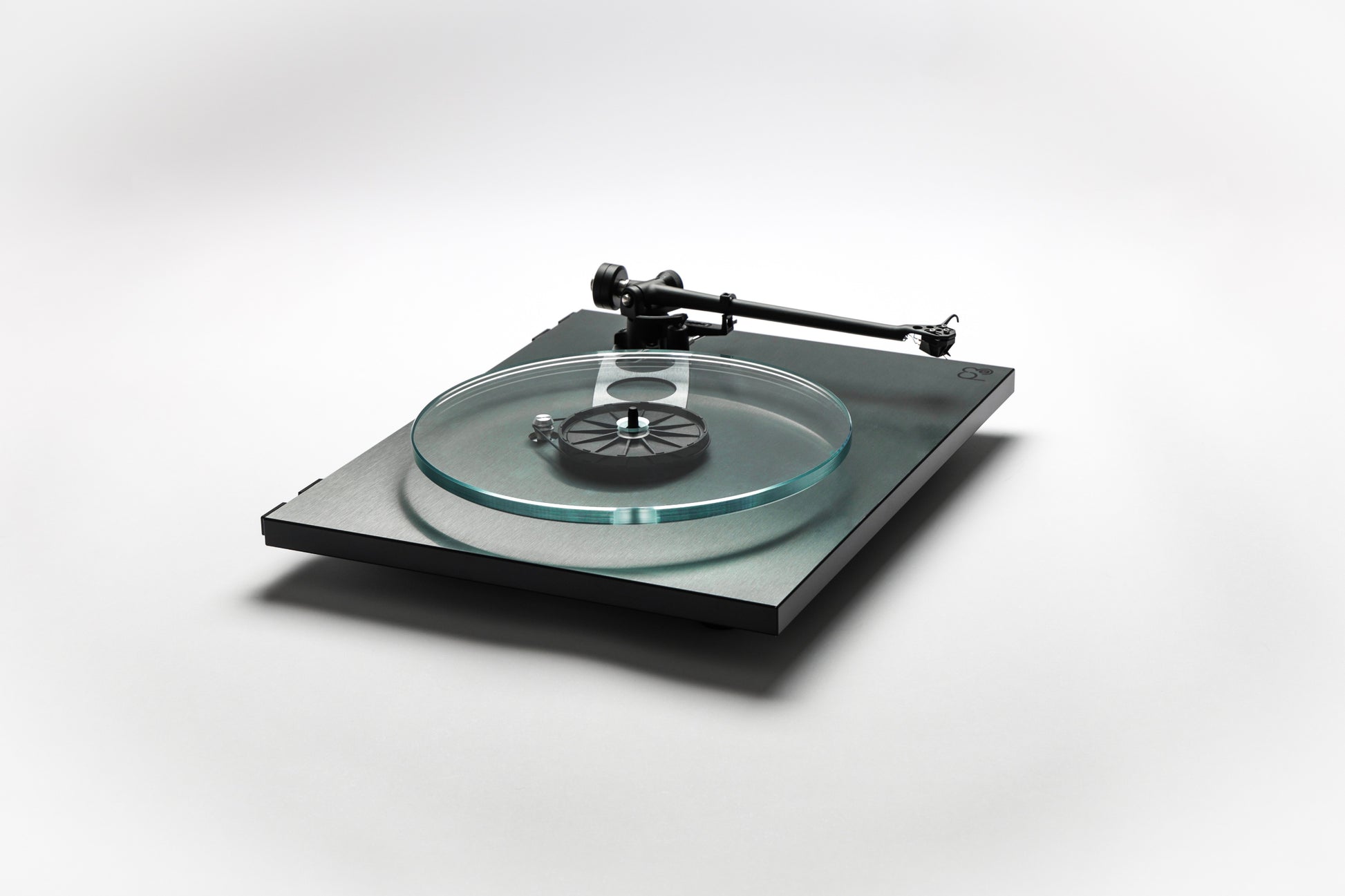 Product image for a Rega Planar 3 RS Edition Turntable