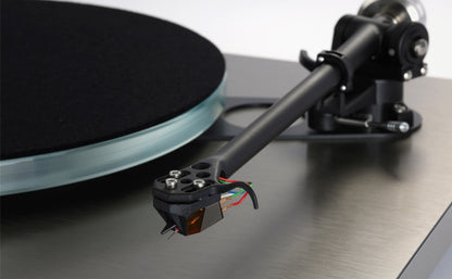 Product Image of the Rega Planar 6 RS Edition