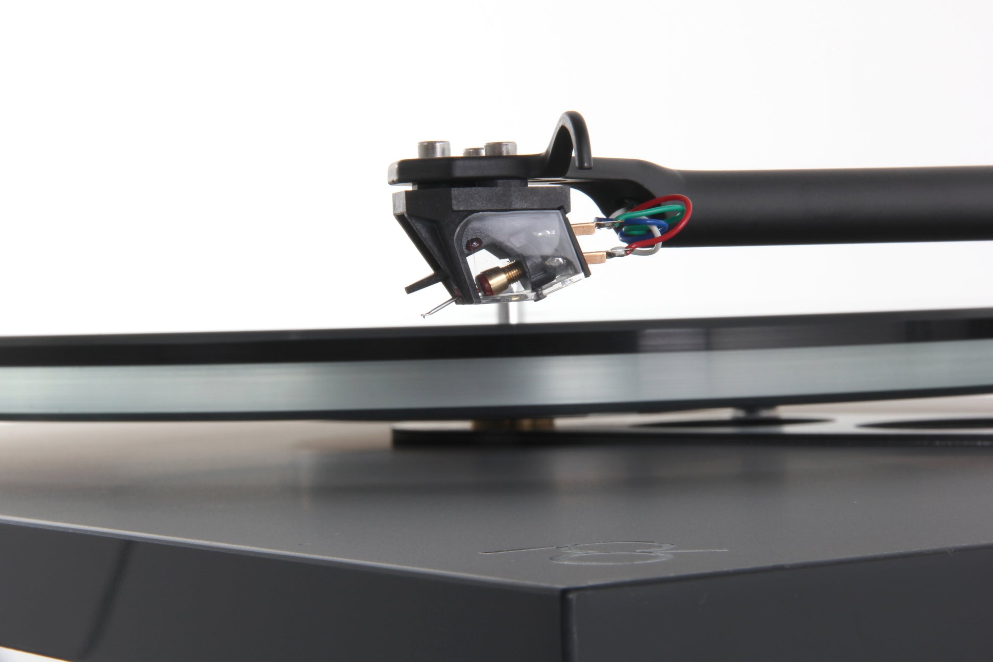 Product Image of a Rega Planar 6 Turntable in Black