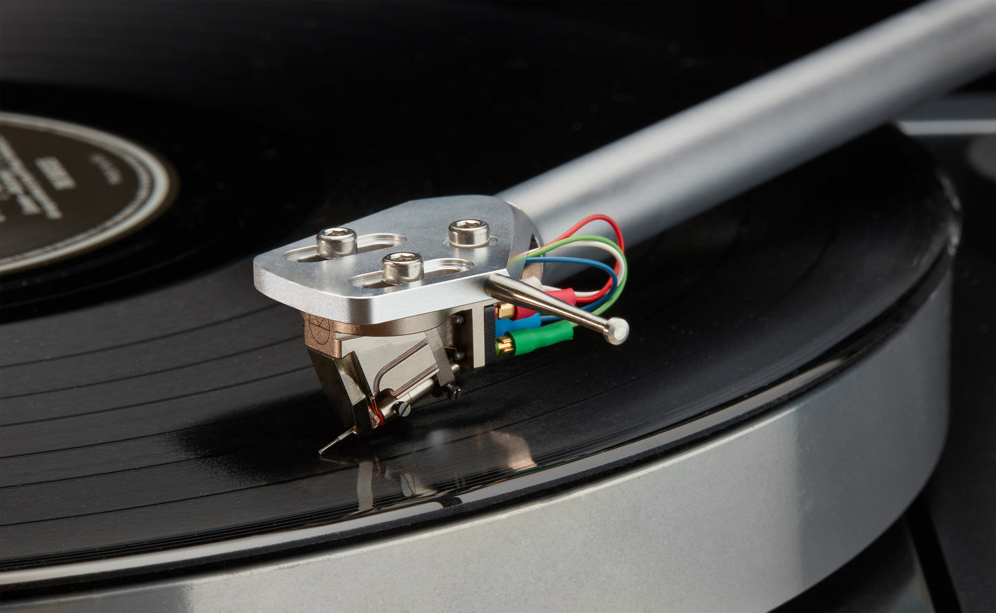 Lifestyle Image of the Linn Kendo Moving Coil Cartridge