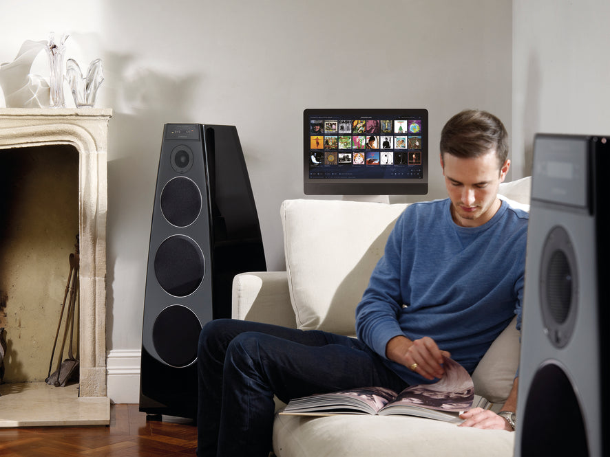 Lifestyle Image of the Meridian DSP7200SE Active Floorstanding Speakers in Gloss Black