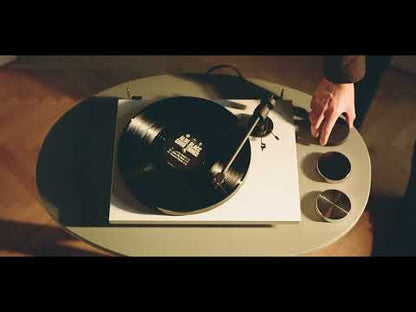 Video of Pro-Ject E1 Turntable